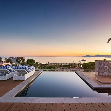 Exclusivist Penthouse *